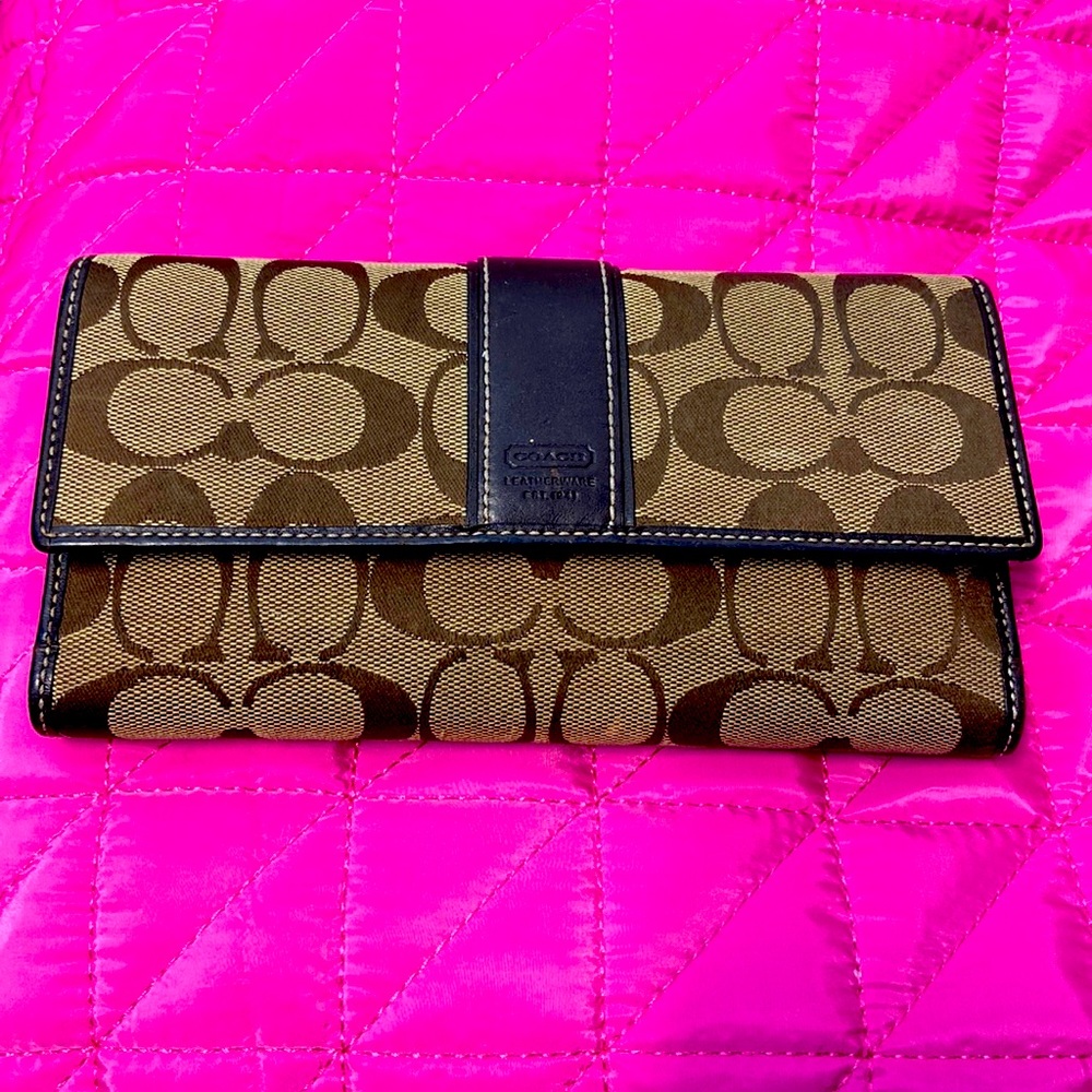 Coach wallet